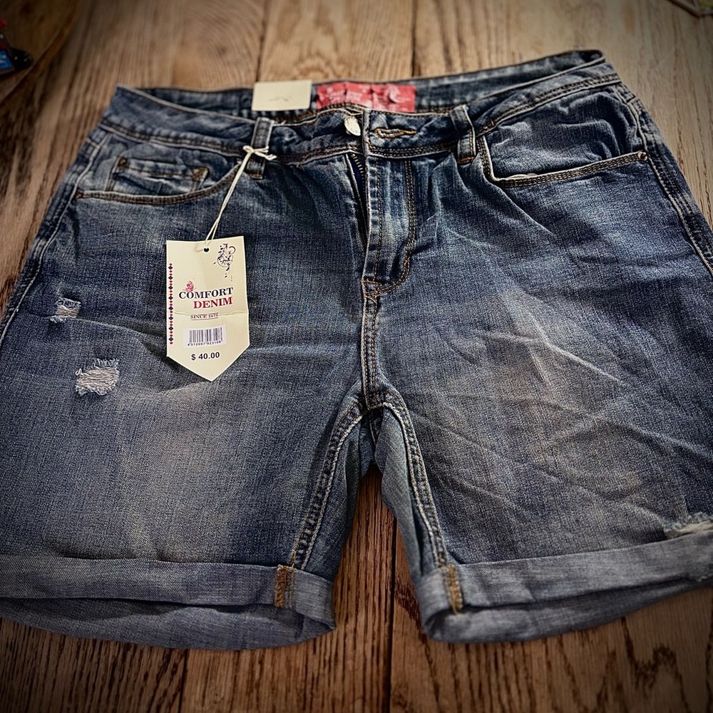 Comfort Denim size 6 25.00